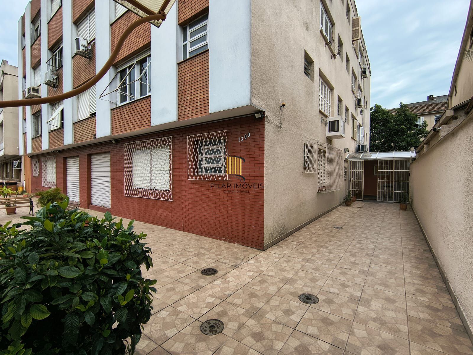 Excelente JK av Ipiranga esquina Lima e Silva