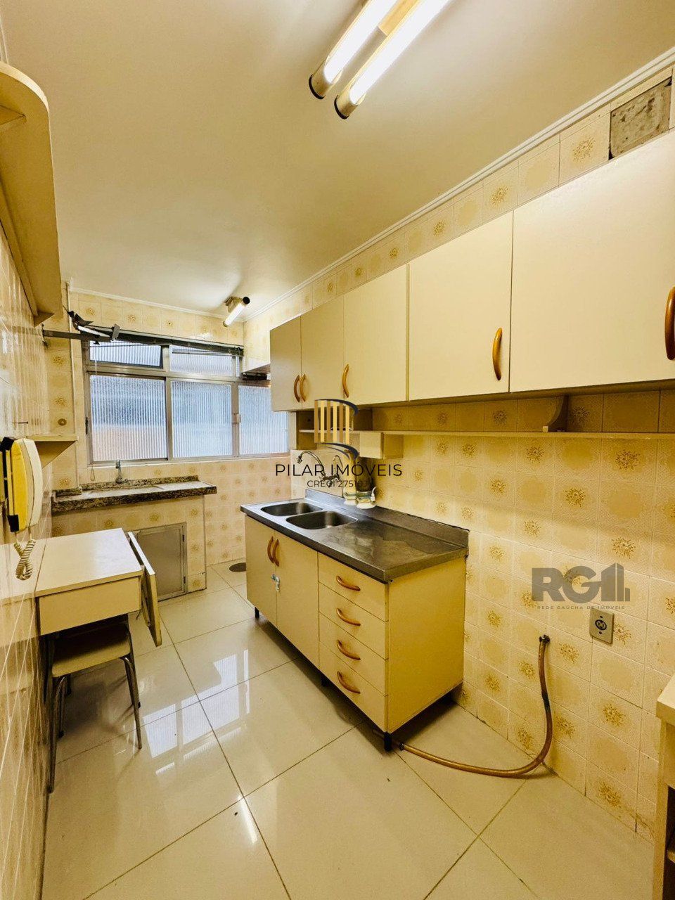 Apartamento 2 dormitórios no bairro Azenha