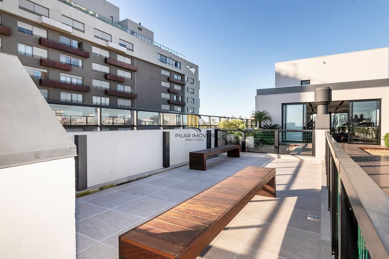 Apartamento decorado e equipado