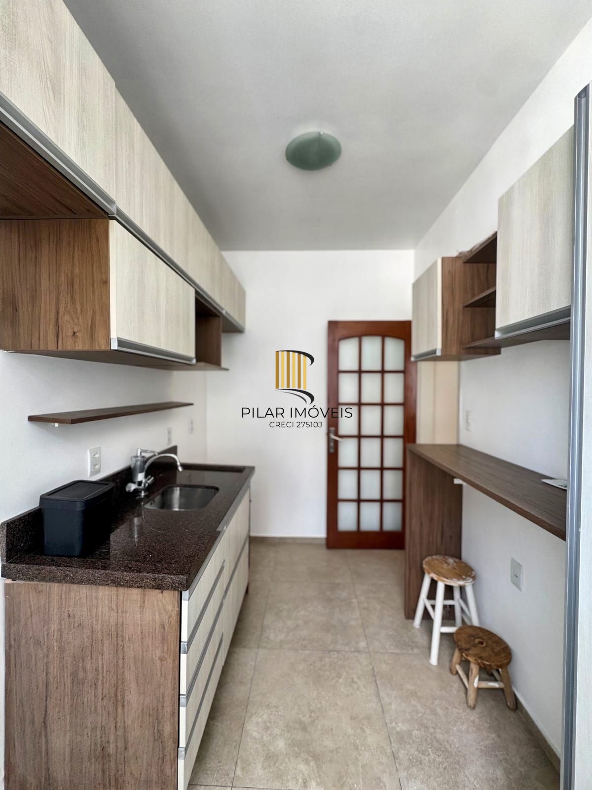 1 Dormitório semi mobiliado na melhor localização do centro histórico