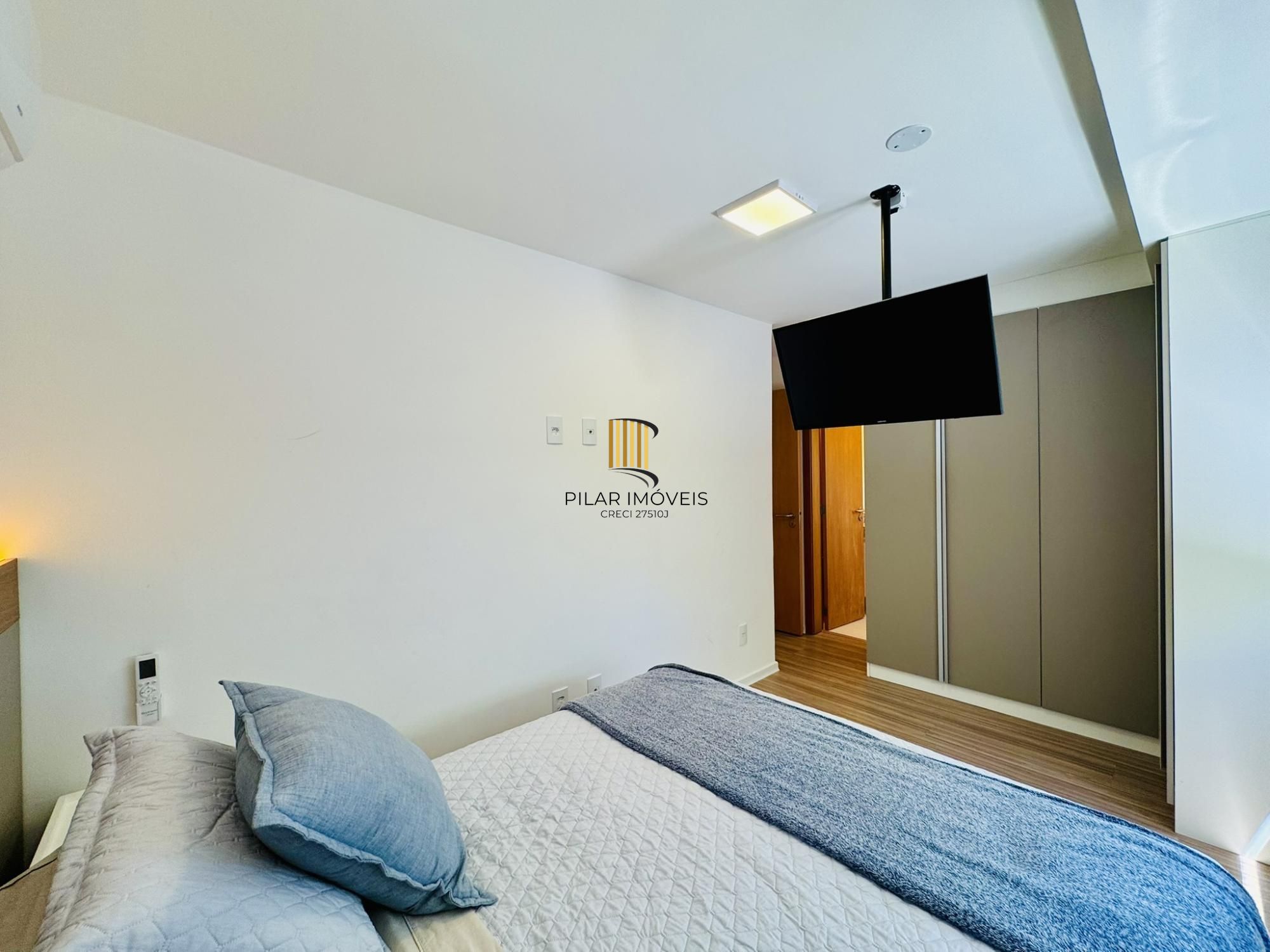 Pronto para Morar! 2 Dormitórios Mobiliado, 2 vagas de garagem