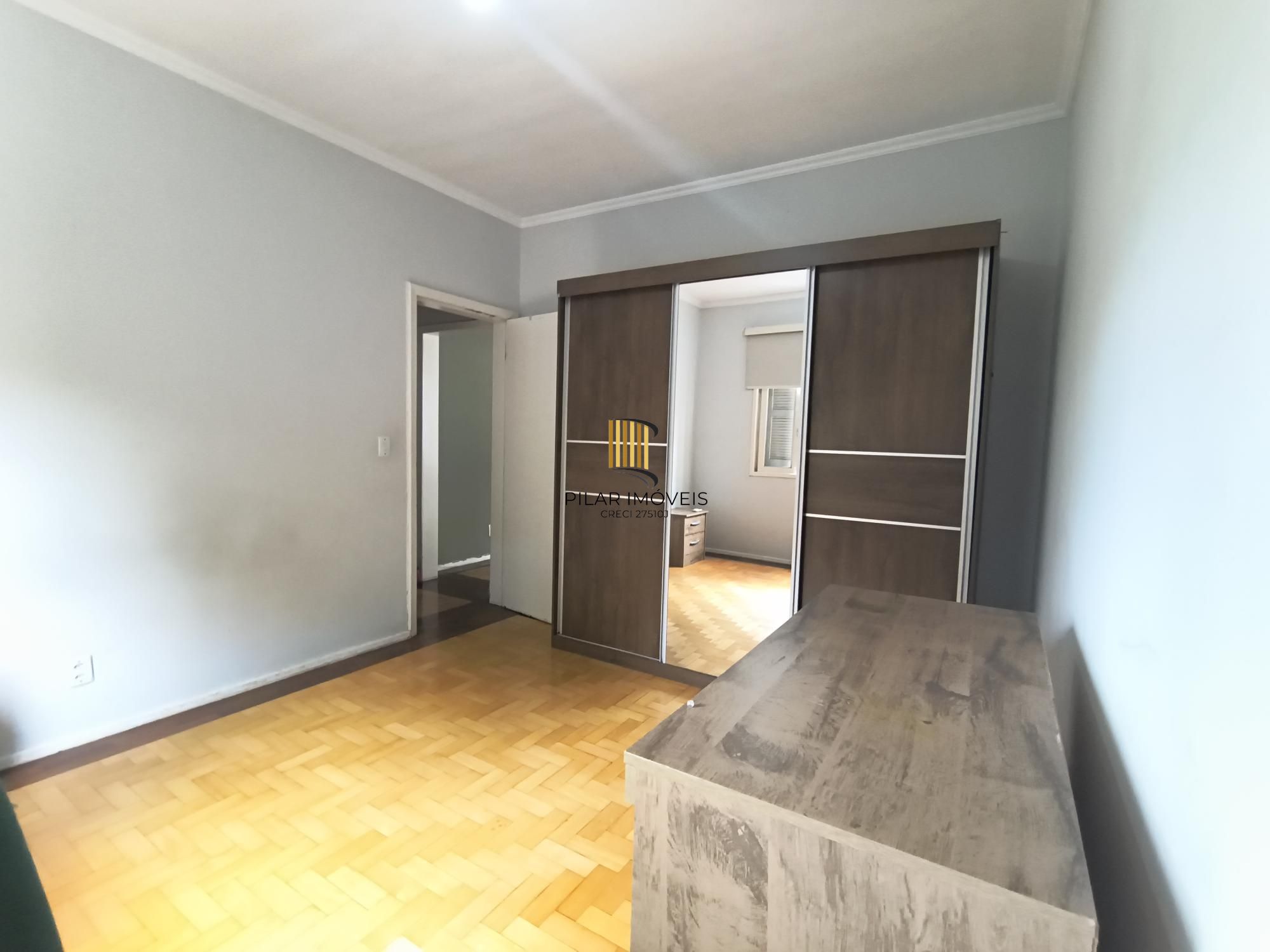 2 dormitórios com vaga escriturada no coração do Petrópolis