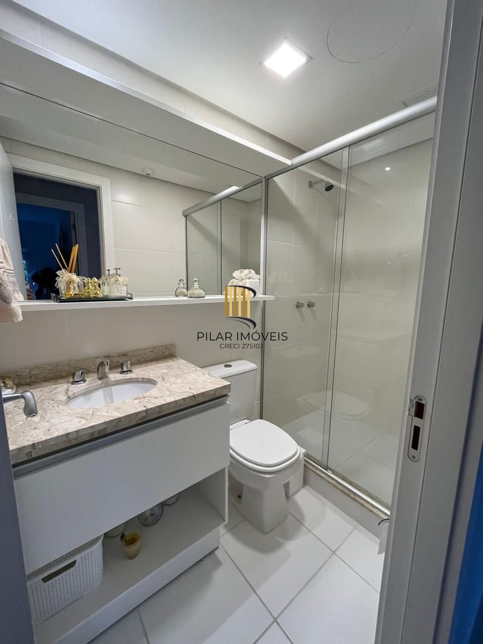 Apartamento com 90m², 2 dorm,  com vaga para 02  carros no Petrópolis.