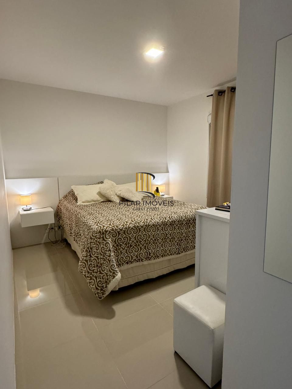 Apartamento com 90m², 2 dorm,  com vaga para 02  carros no Petrópolis.