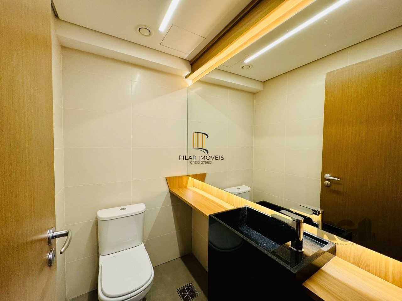 Apartamento 3 dormitórios no bairro Três Figueiras