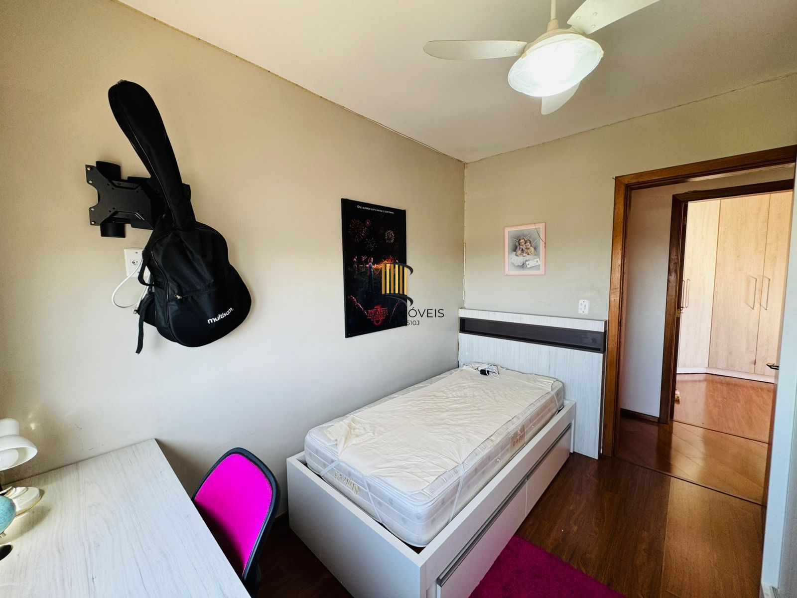 Cobertura com Terraço, Vista Livre e Porteira Fechada na Av. Protásio Alves