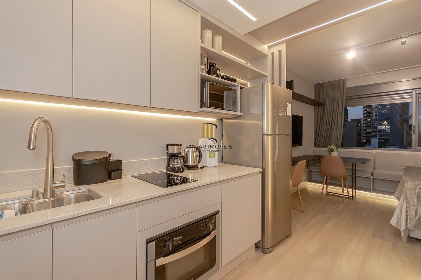 Stúdio mobilado e decorado pronto para mudar