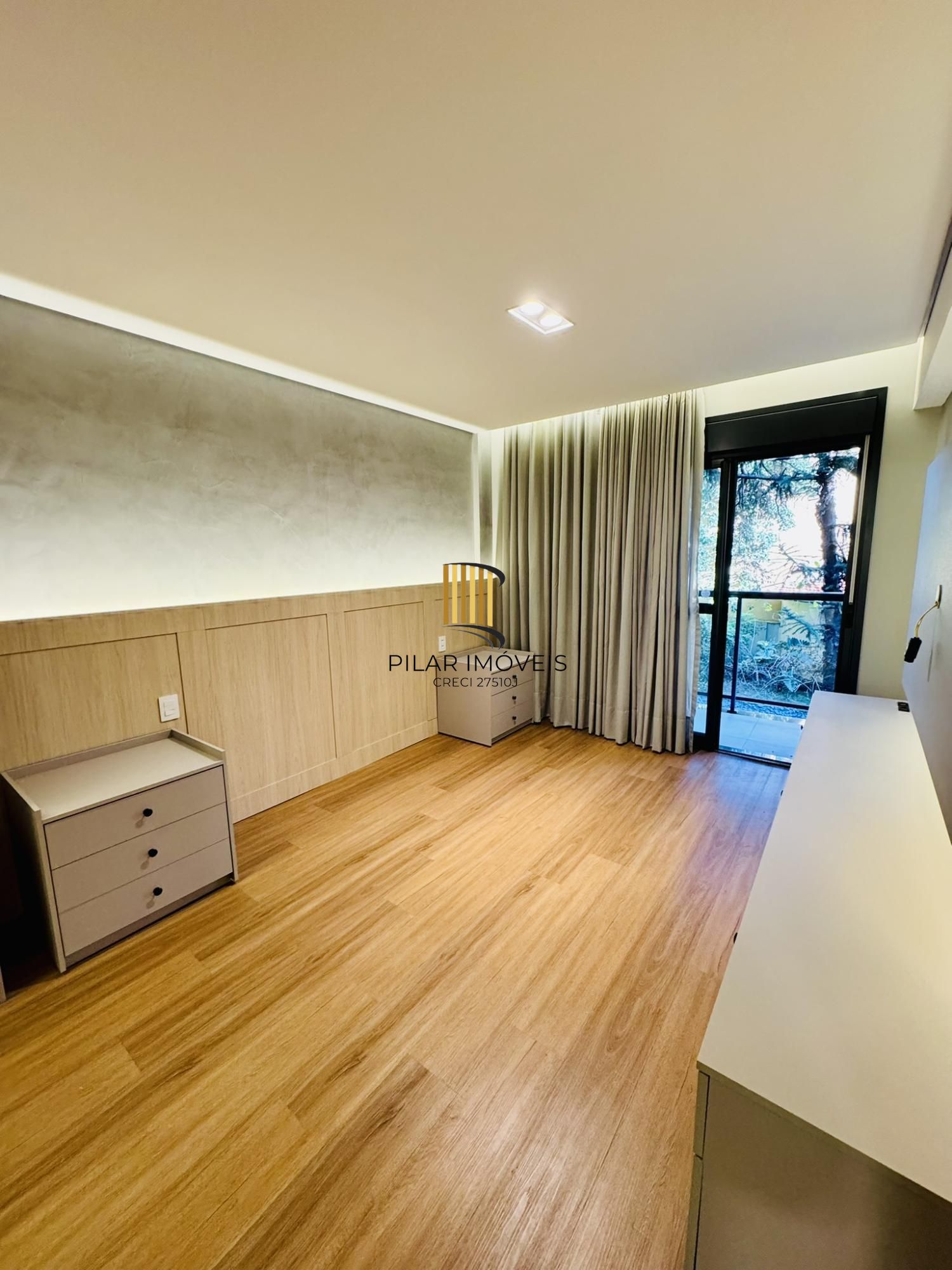 Apartamento 3 Dormitório(s) Bairro Três Figueiras