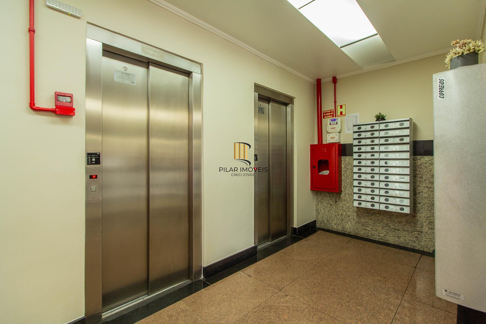 🌅  2 dormitórios junto ao Hospital Santa Casa, Reformado com Vista Única para o Guaíba