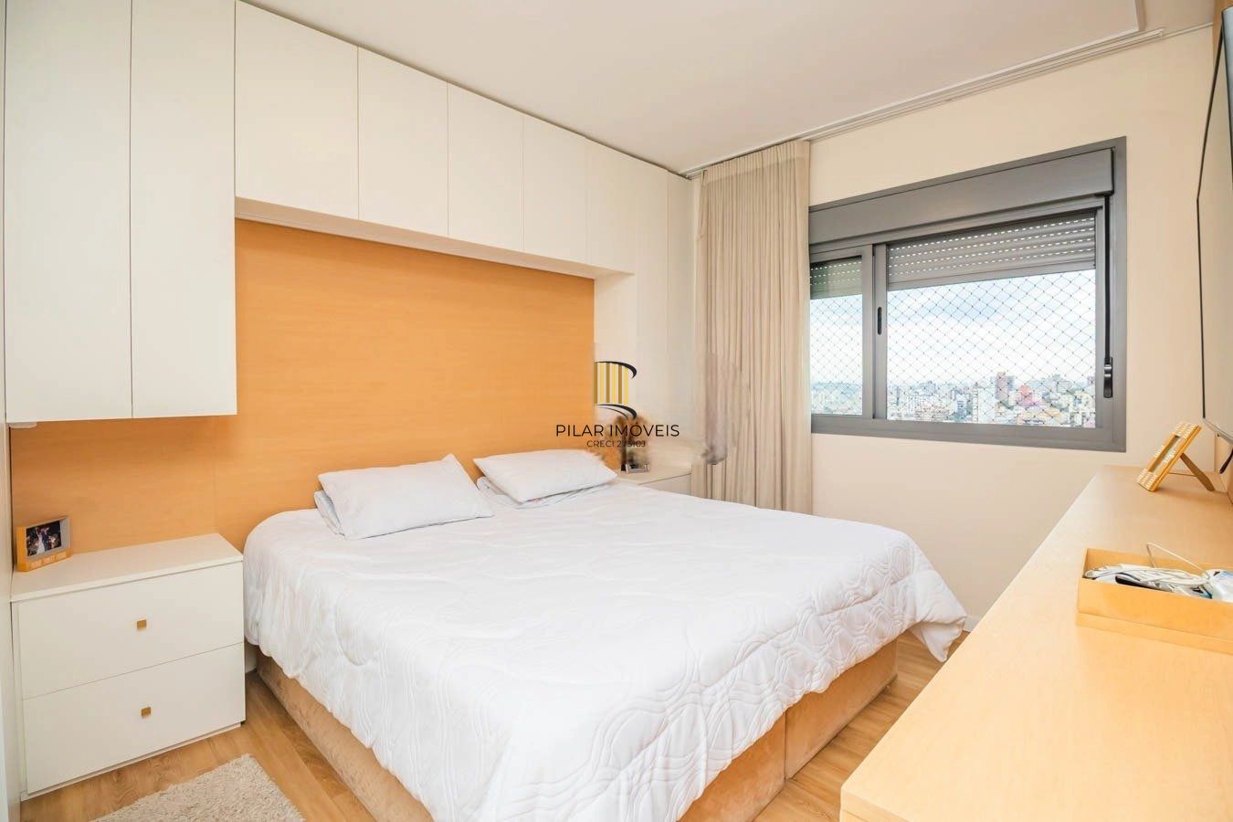 Apartamento para Venda - 98m², 3 dormitórios, sendo 1 suites, 2 vagas - Petrópolis