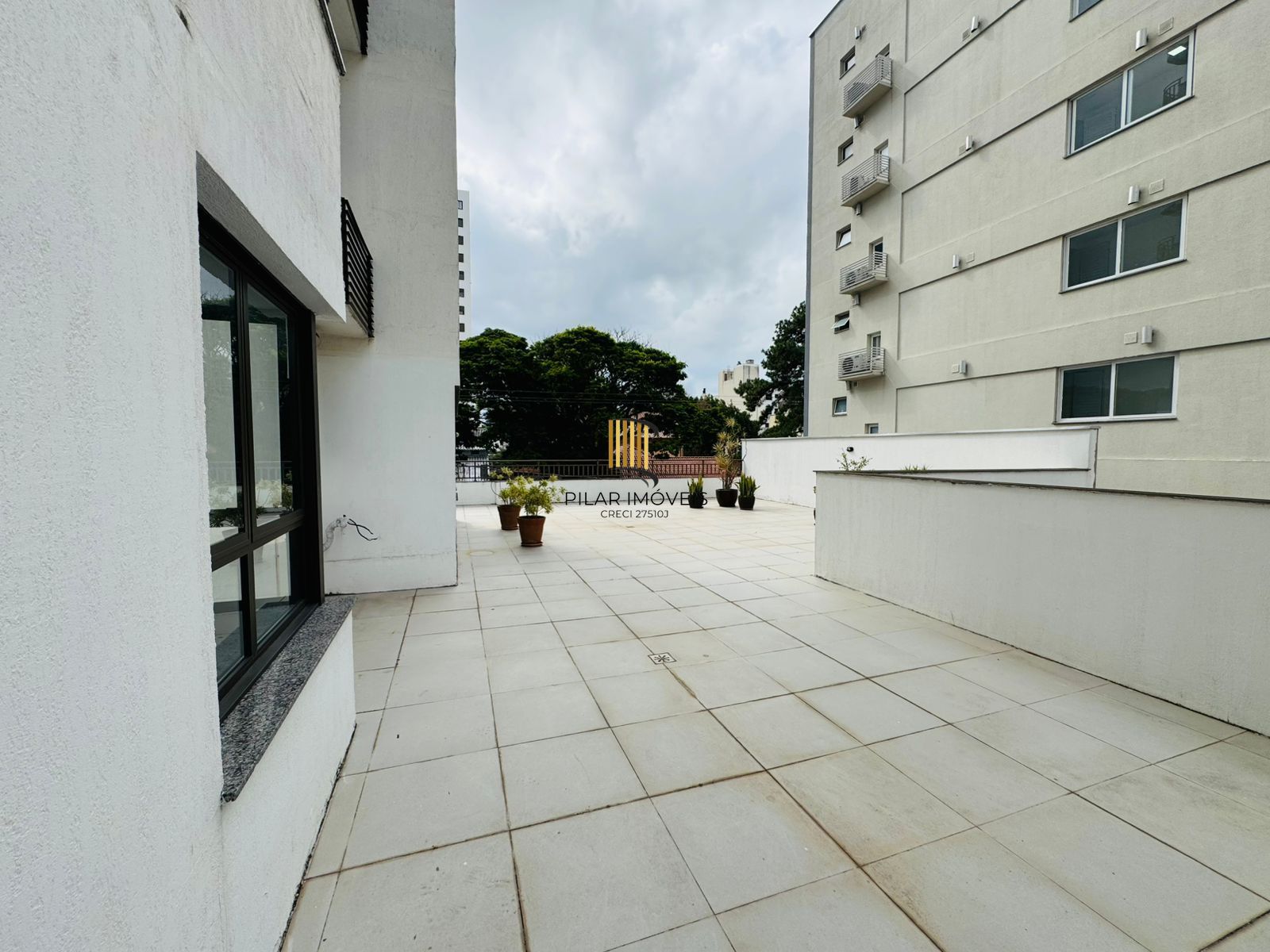 Garden com Suíte e Área Externa no Jardim Botânico