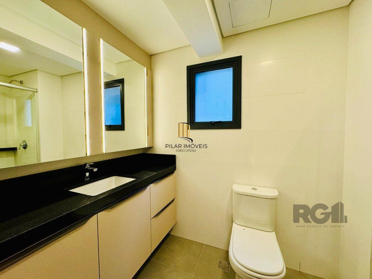 Apartamento 3 dormitórios no bairro Três Figueiras