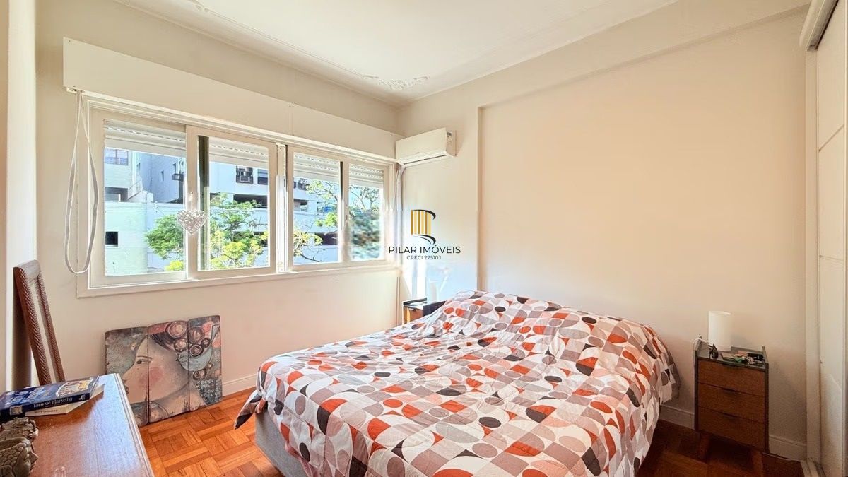 Apartamento Reformado com 3 Quartos e Sacada no Coração do Bom Fim, Próximo à Redenção