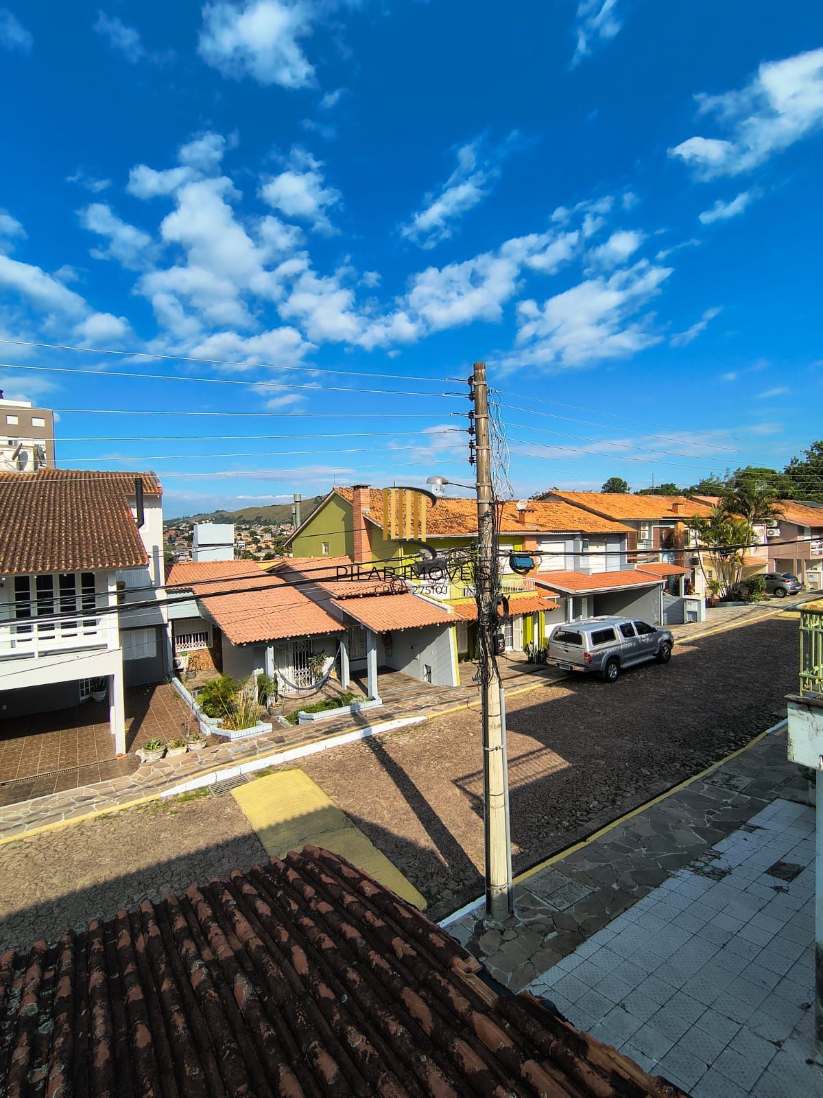 Sobrado 5 dorm em condominio com infra completa.