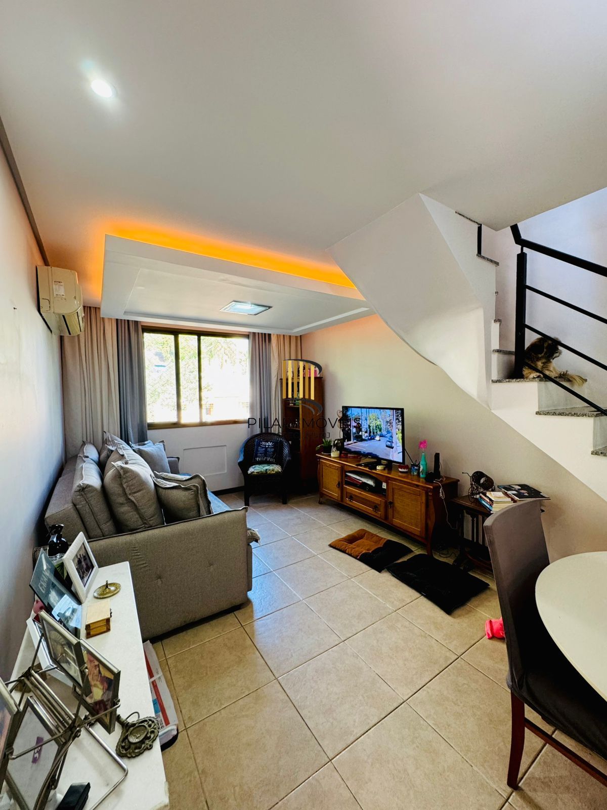 Cobertura no Coração do Petrópolis – 140m² de Conforto e Charme