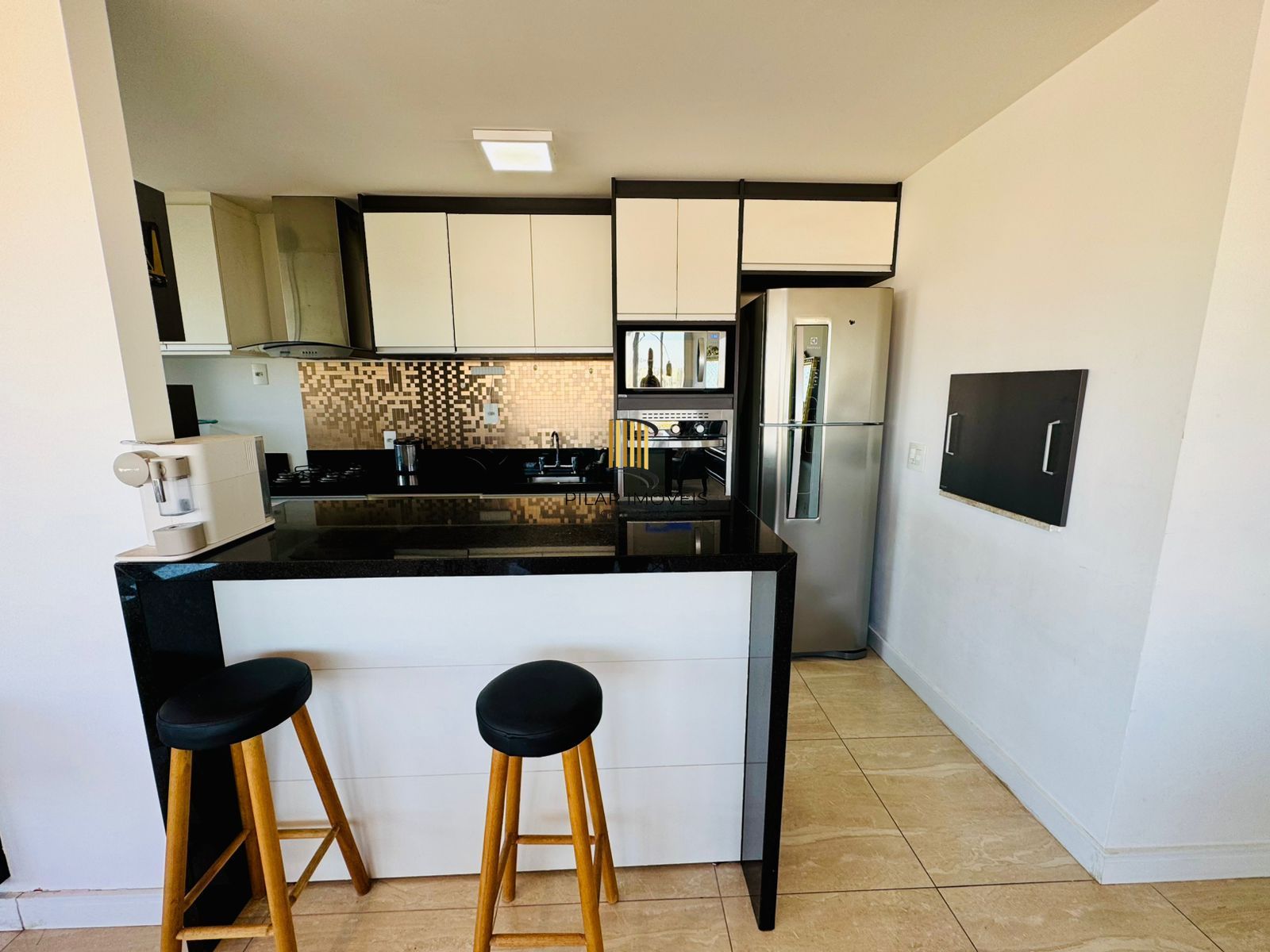 3 dormitórios, andar alto, mobiliado com lazer completo!