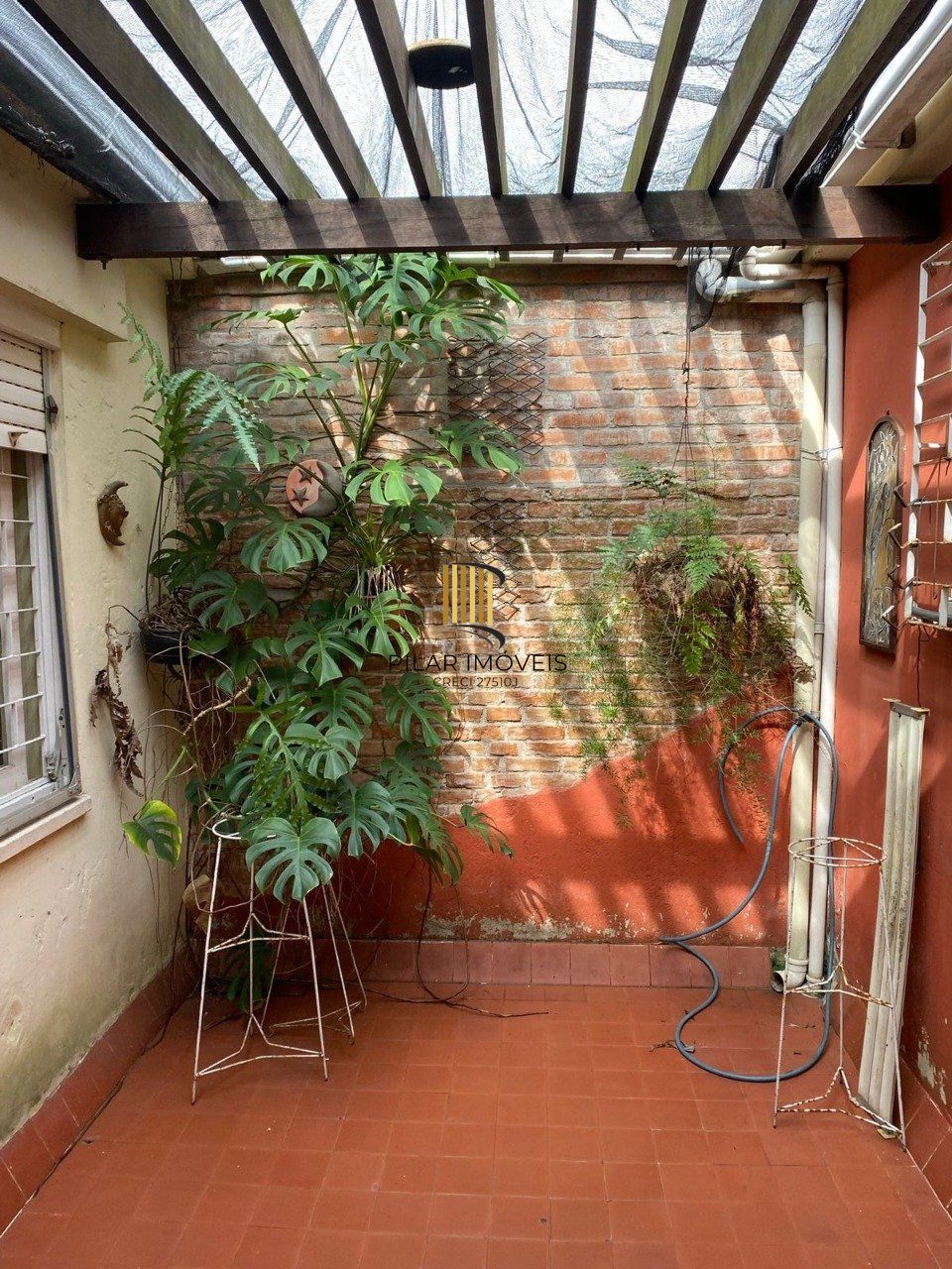 Casa para Venda - 330m², 4 dormitórios, sendo 2 suites, 5 vagas - Jardim Itu