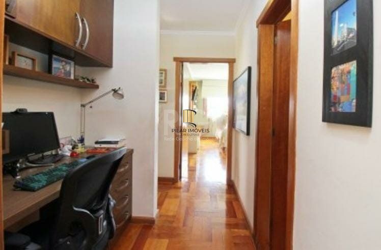 Apartamento 3 dormitórios no bairro Menino Deus