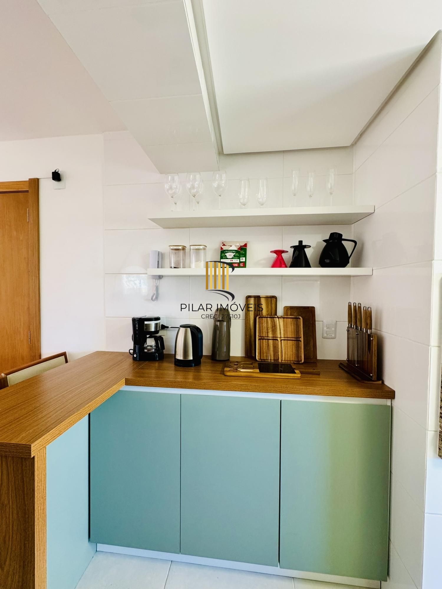 Pronto para Morar! 2 Dormitórios Mobiliado, 2 vagas de garagem