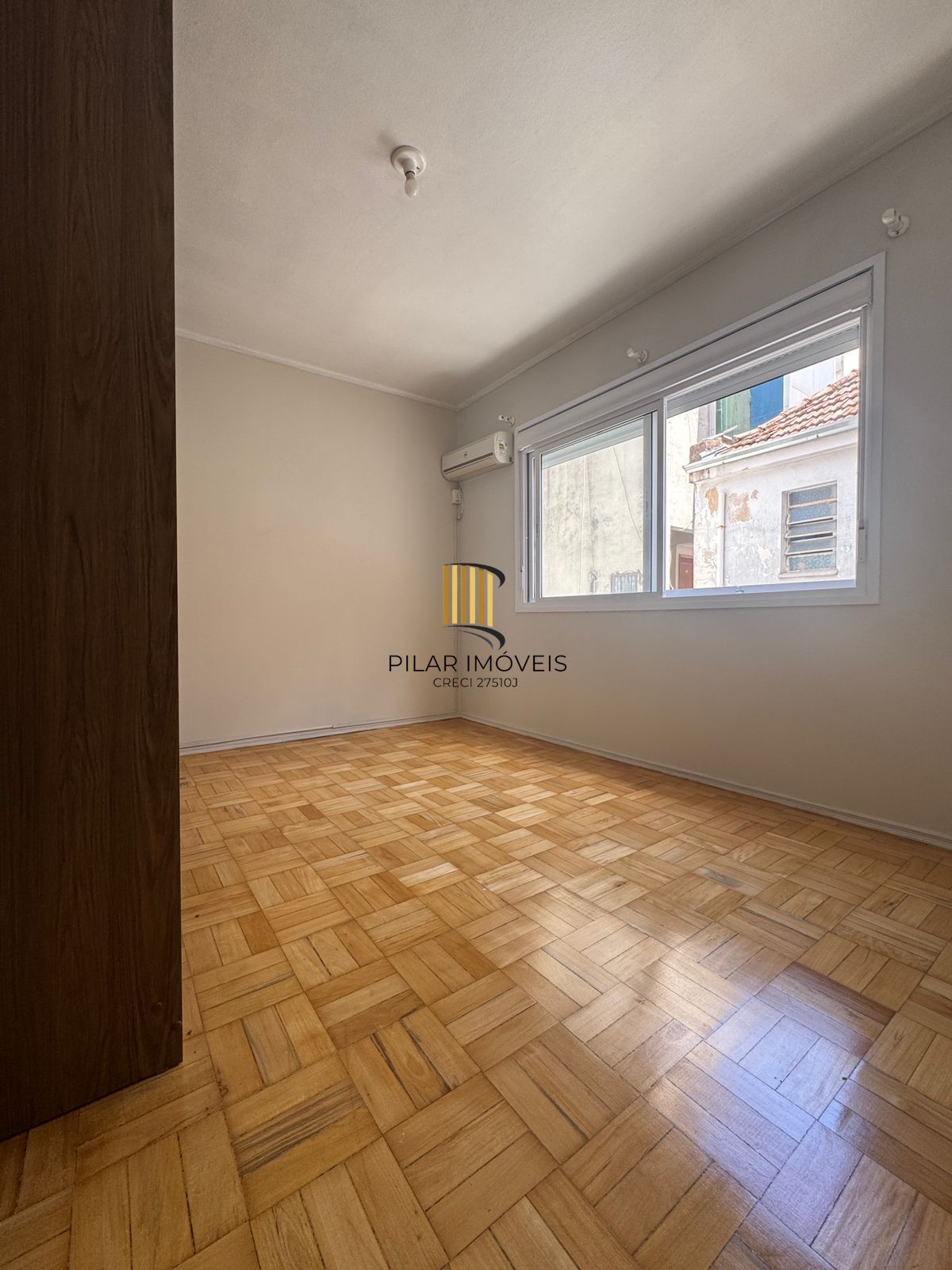 1 Dormitório semi mobiliado na melhor localização do centro histórico