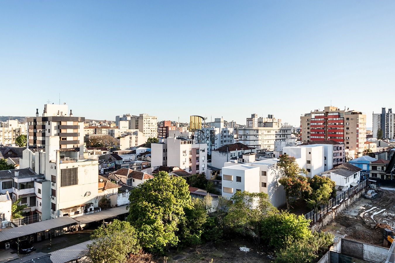 Apartamento decorado e equipado