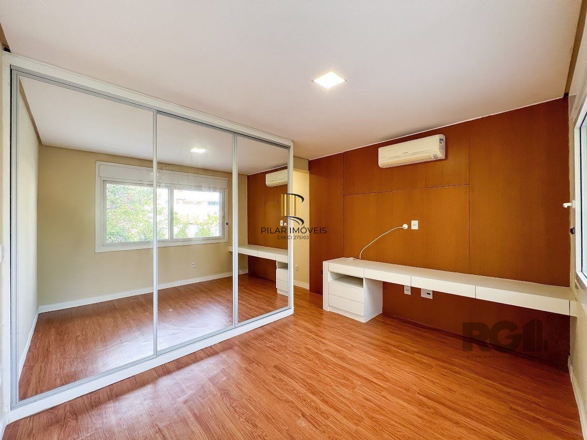 Casa Condominio 3 Dormitório(s) Bairro Querência