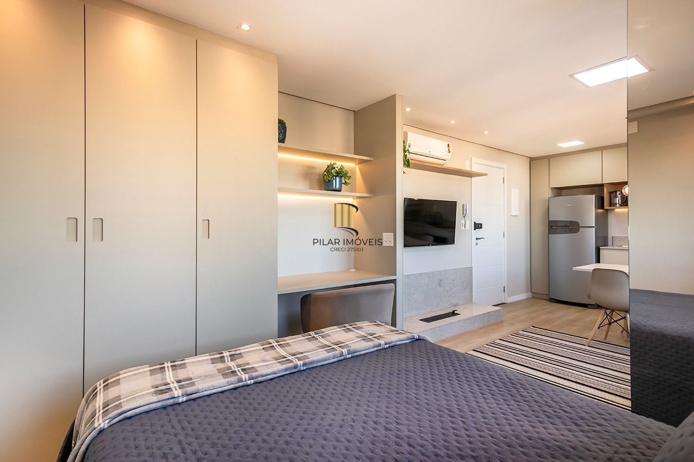 Apartamento decorado e equipado