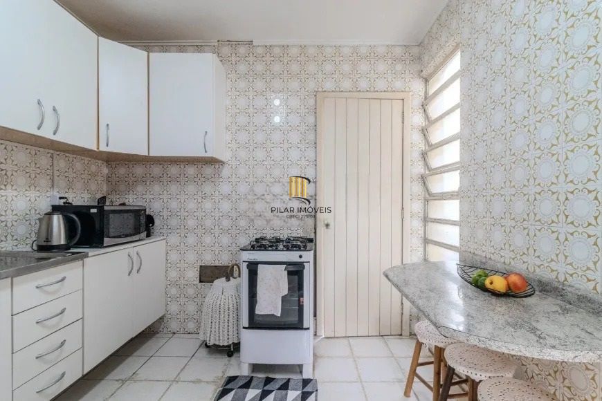 Apartamento de 3 Dormitórios com Garagem à Venda no Rio Branco, Próximo à Redenção