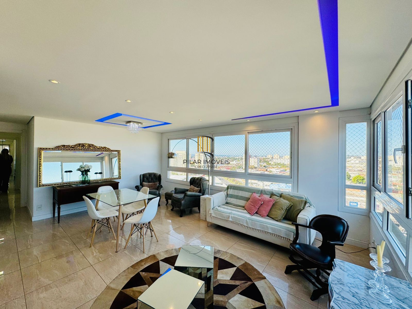 3 dormitórios, andar alto, mobiliado com lazer completo!