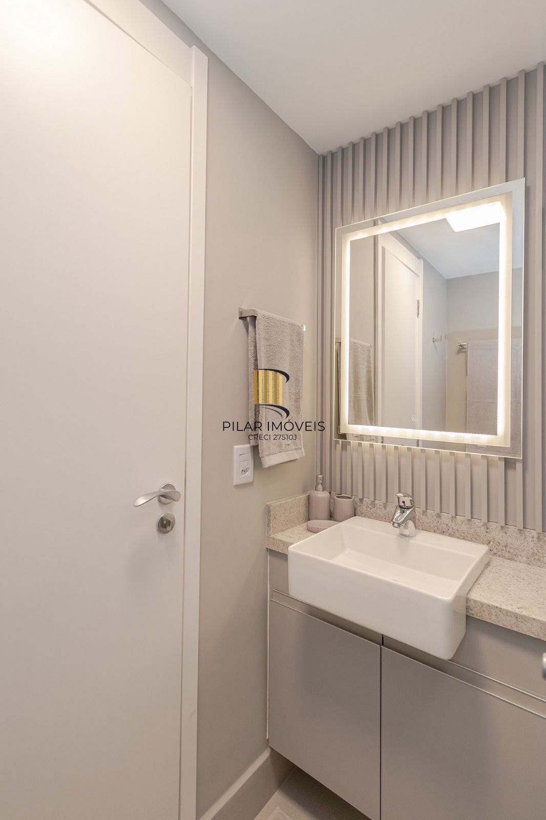 Stúdio mobilado e decorado pronto para mudar