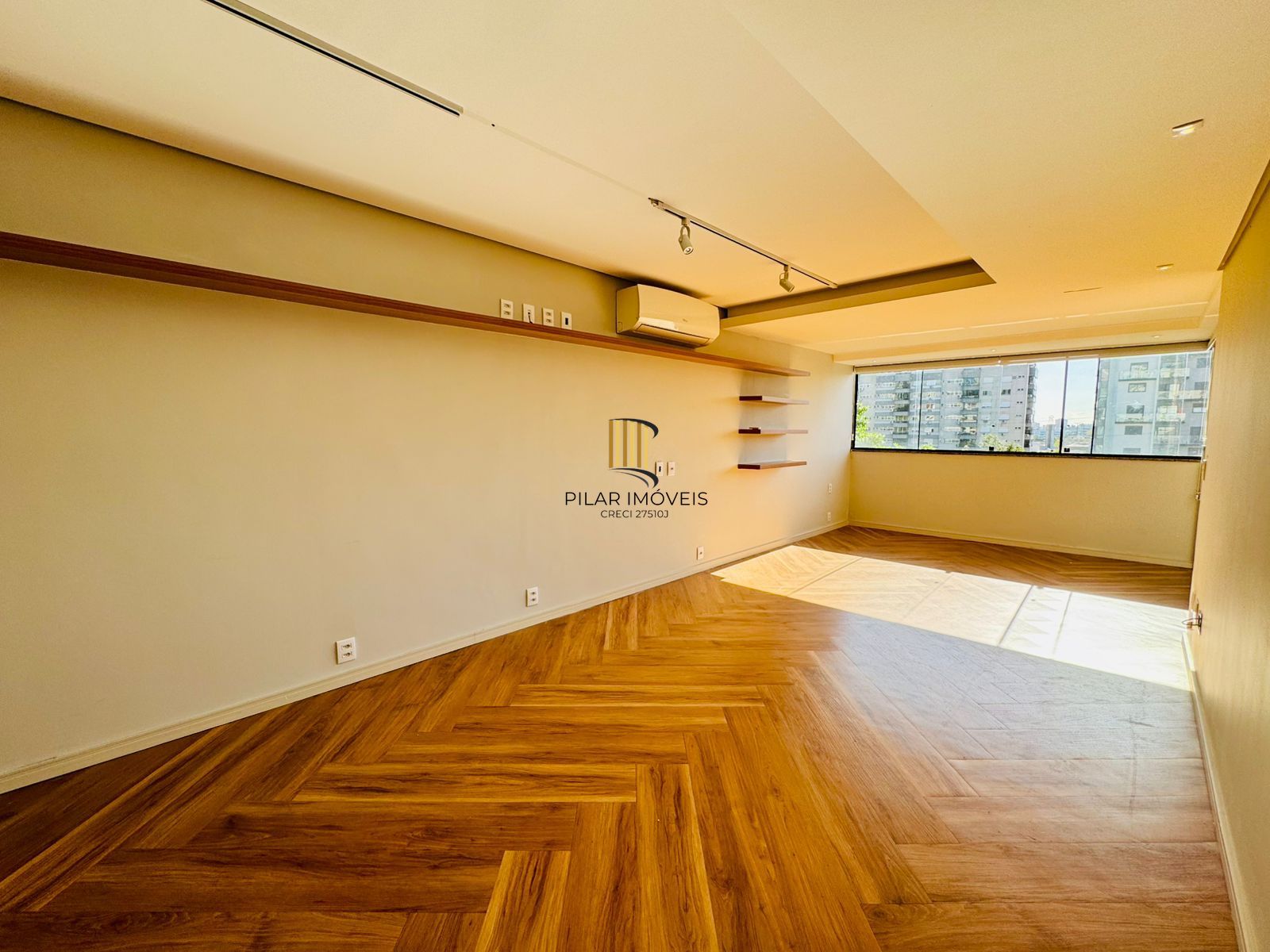 Apartamento Garden à Venda no Petrópolis – 2 Dormitórios, Suíte e 2 Vagas | Porto Alegre - Pilar Imóveis