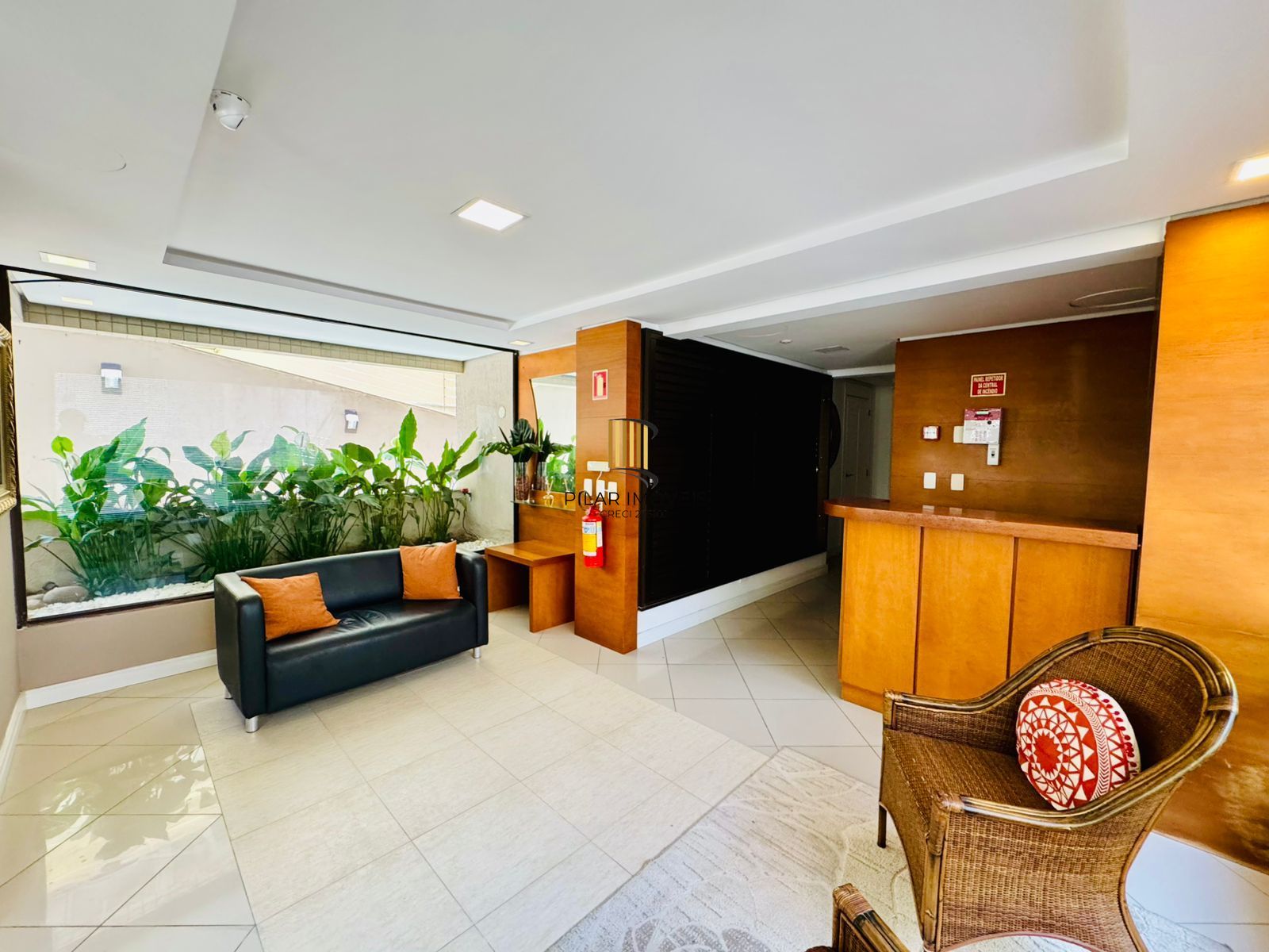 2 Dormitórios Semi Mobiliado com Churrasqueira e Vaga no Coração do Bairro Petrópolis