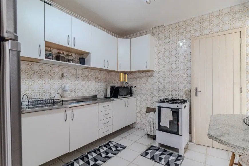 Apartamento de 3 Dormitórios com Garagem à Venda no Rio Branco, Próximo à Redenção