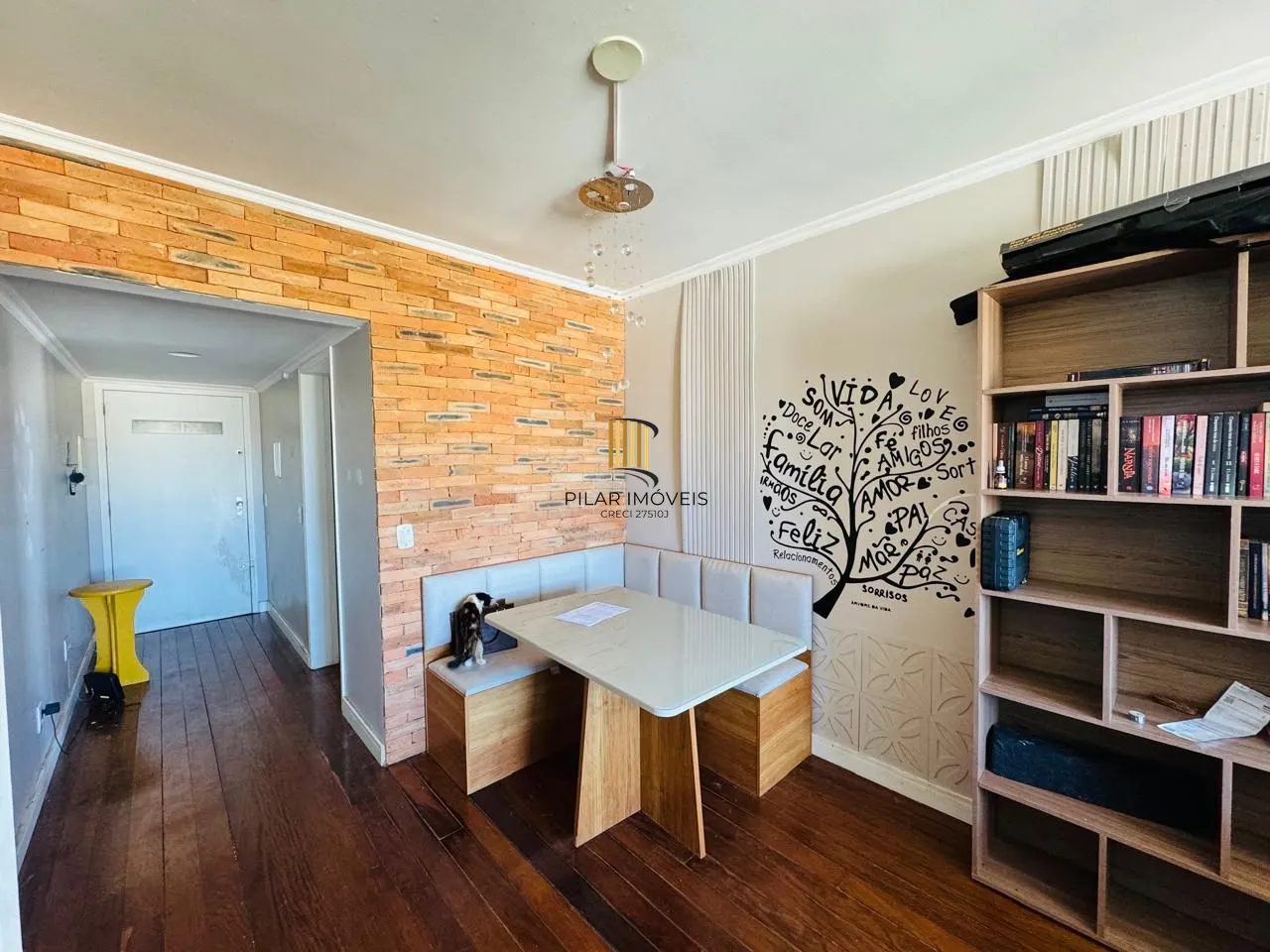 Apartamento  à venda com 2 quartos, 1 vaga coberta, 76m² - Petrópolis