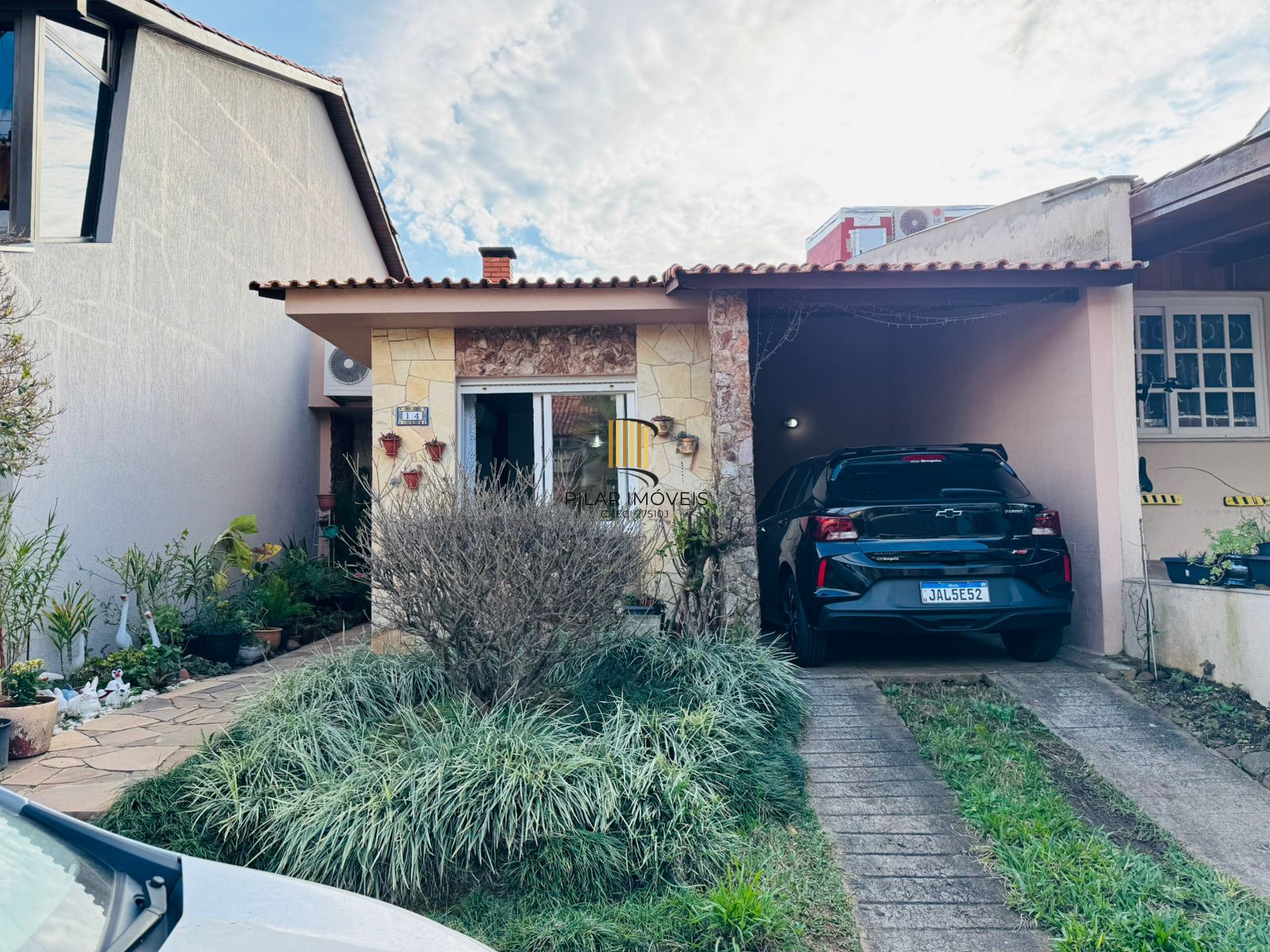 Casa 3 dorm com suite em condominio, infra completa a 5 mim do Bourbon Ipiranga