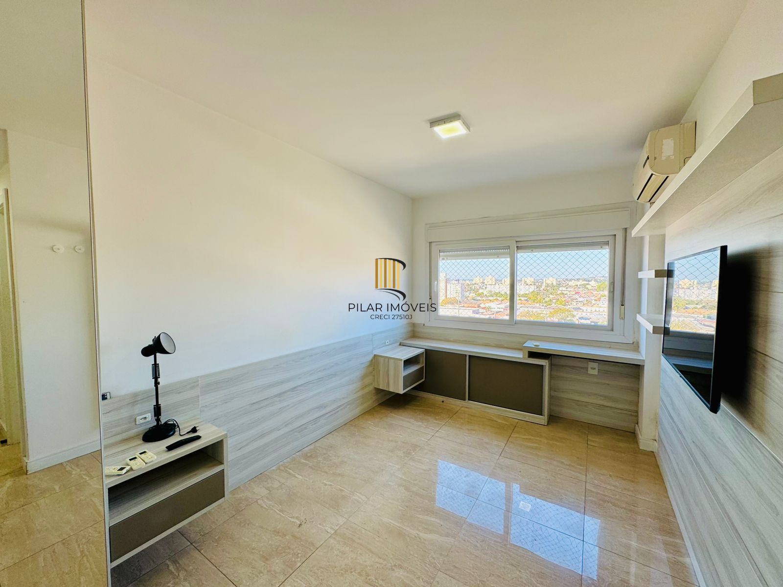 3 dormitórios, andar alto, mobiliado com lazer completo!