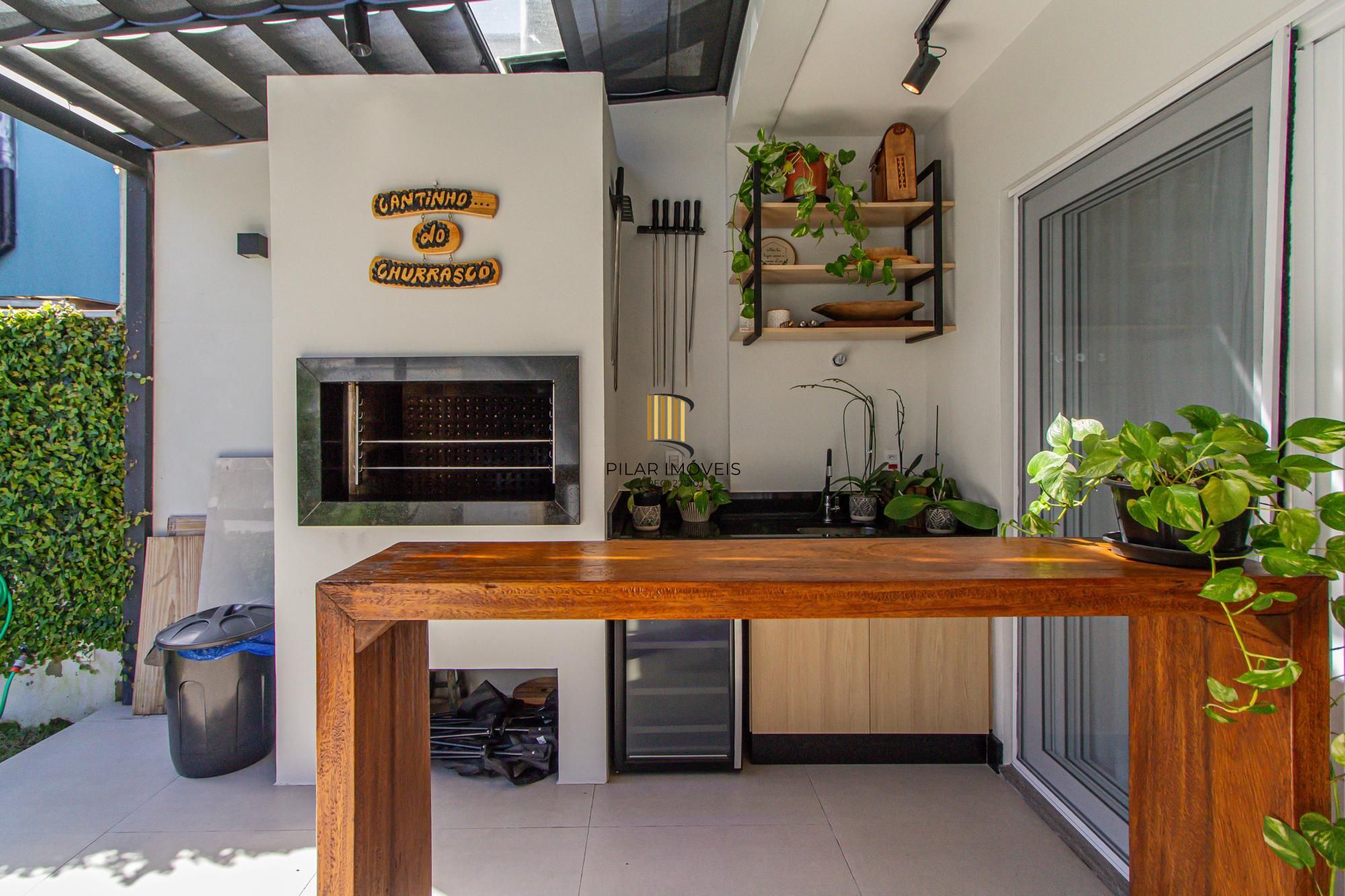 Casa em condominio, com espaçp e segurança para sua familia!