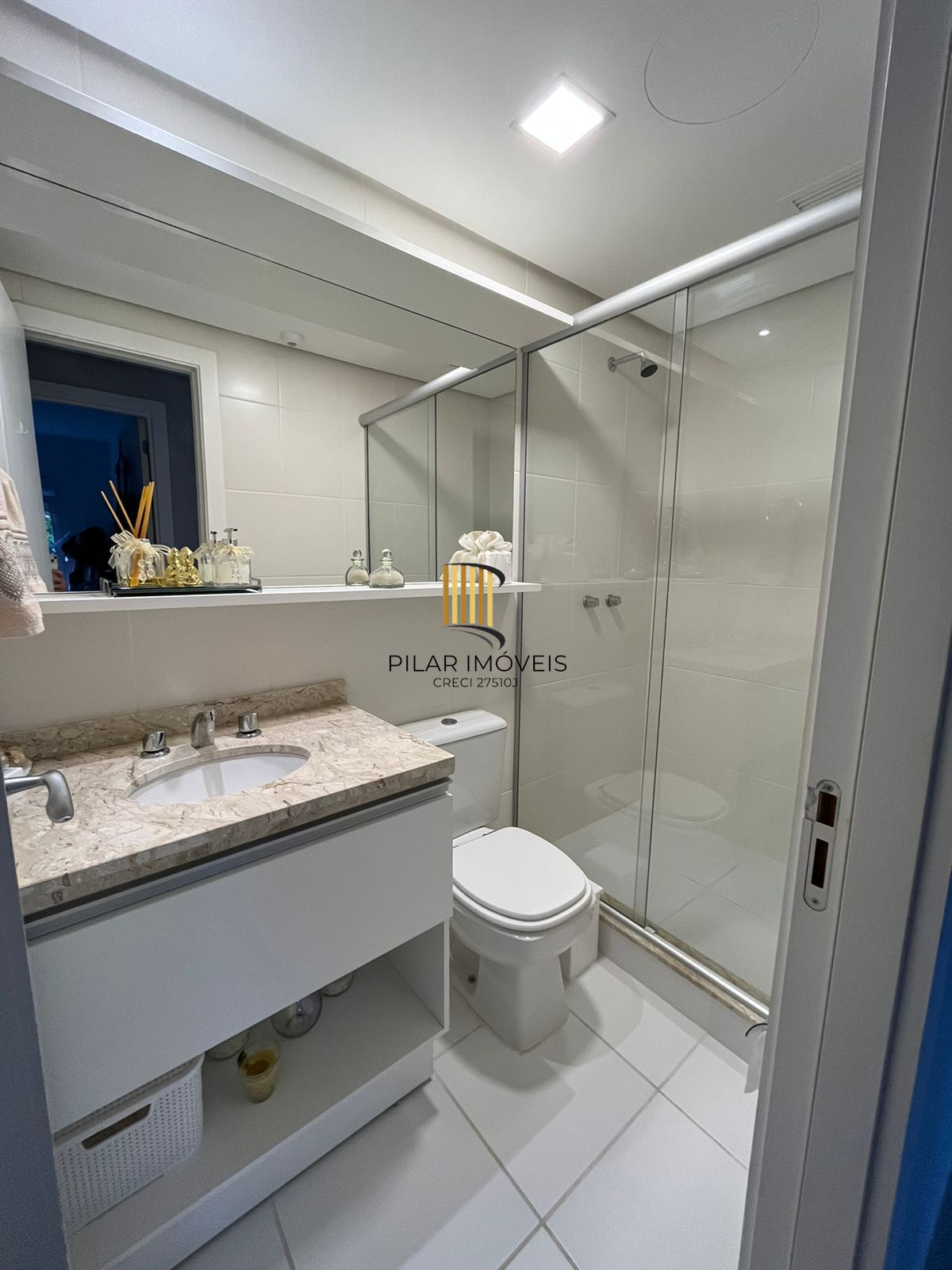 Apartamento com 90m², 2 dorm,  com vaga para 02  carros no Petrópolis.
