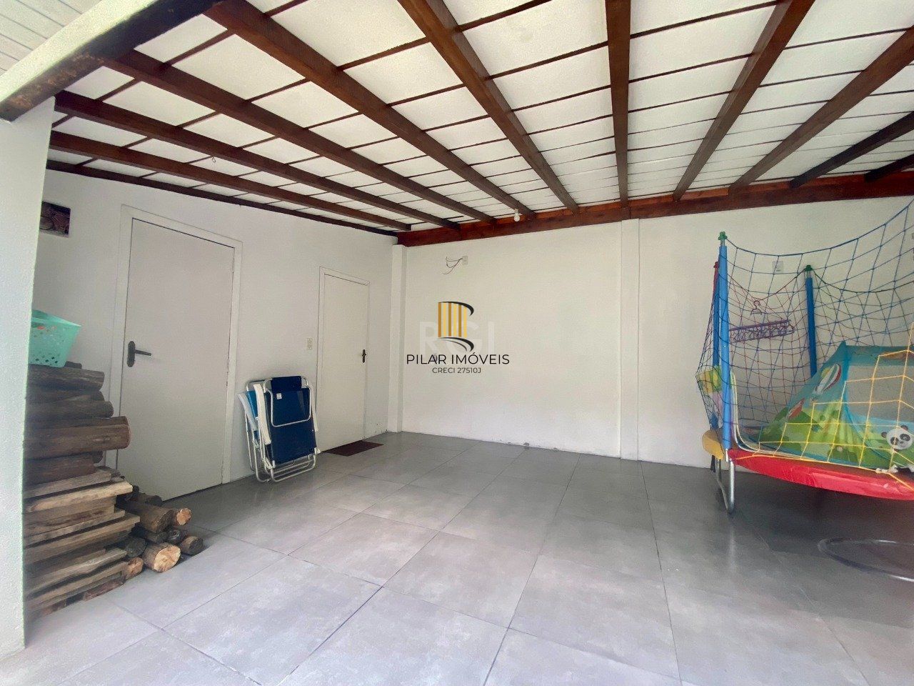 Casa 3 dormitórios no bairro Passo da Areia