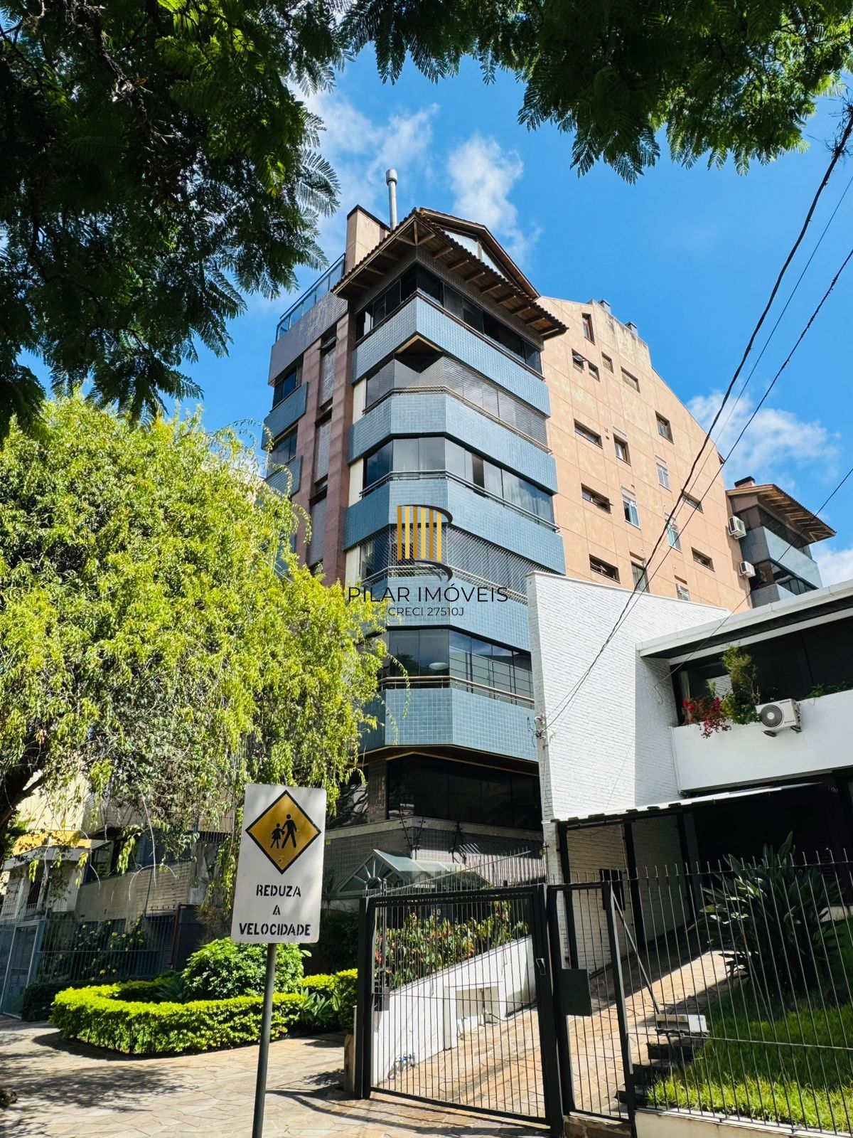 Apartamento 2 Dormitórios com suíte no Petrópolis