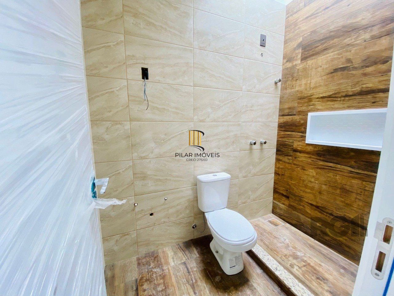 Casa 3 dormitórios no bairro Chácara das Pedras