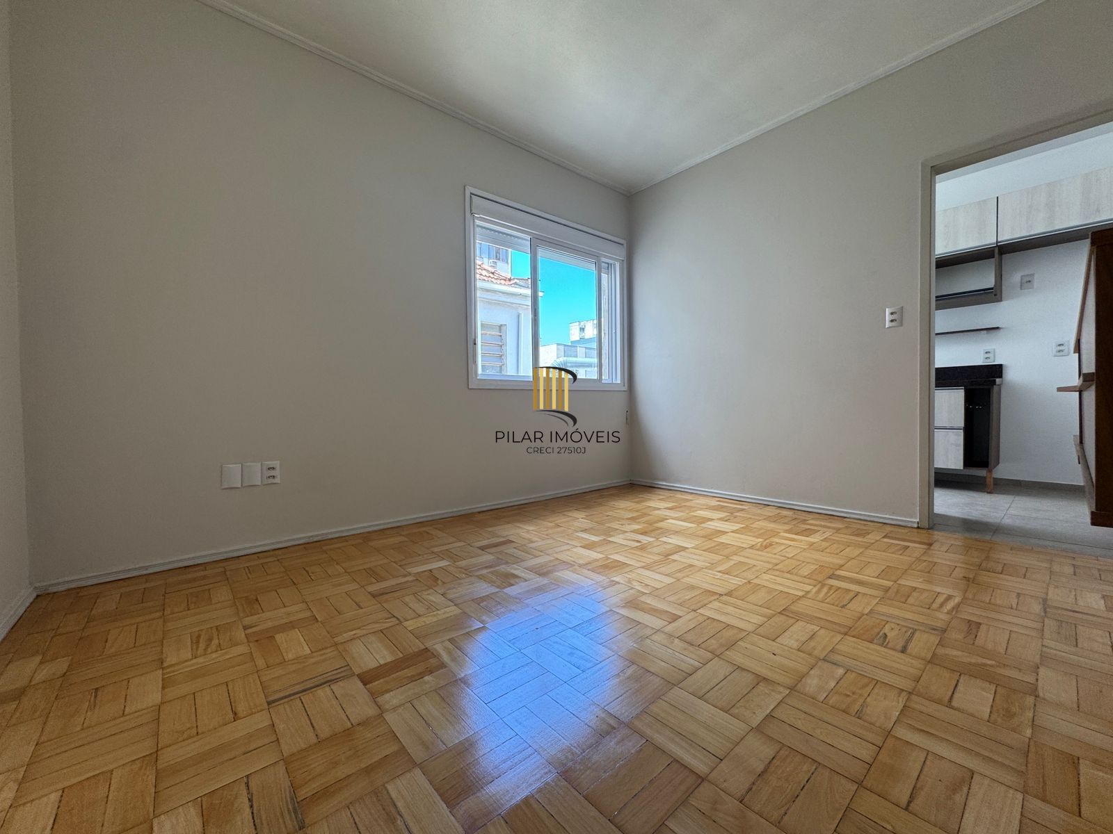 1 Dormitório semi mobiliado na melhor localização do centro histórico