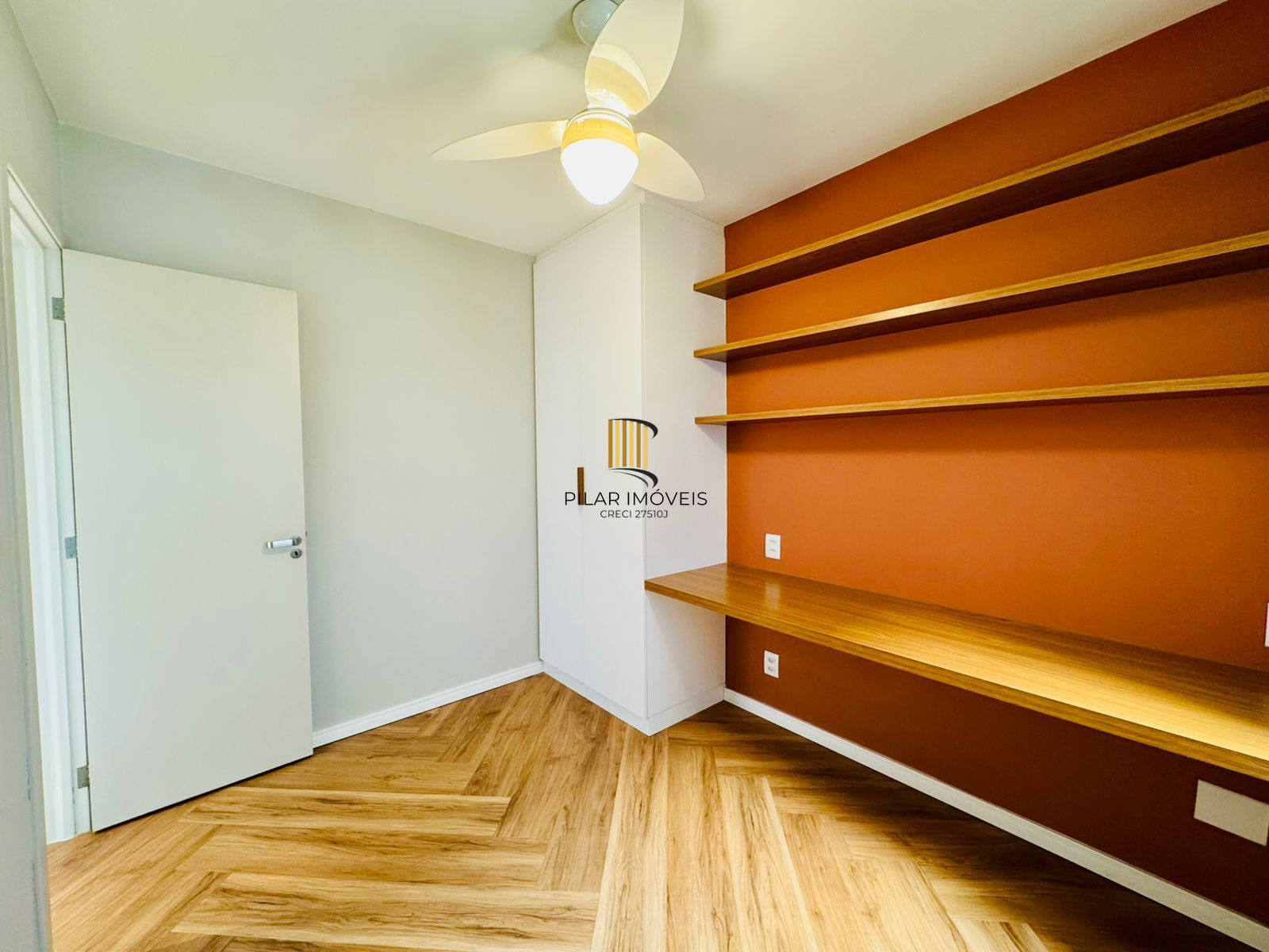 Apartamento Garden à Venda no Petrópolis – 2 Dormitórios, Suíte e 2 Vagas | Porto Alegre