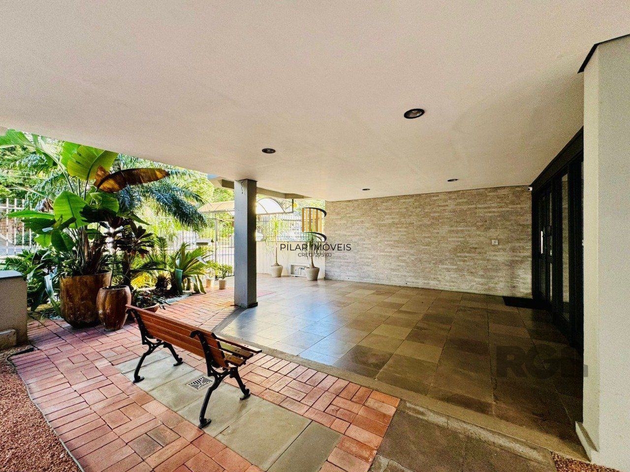Apartamento 3 dormitórios no bairro Mont Serrat