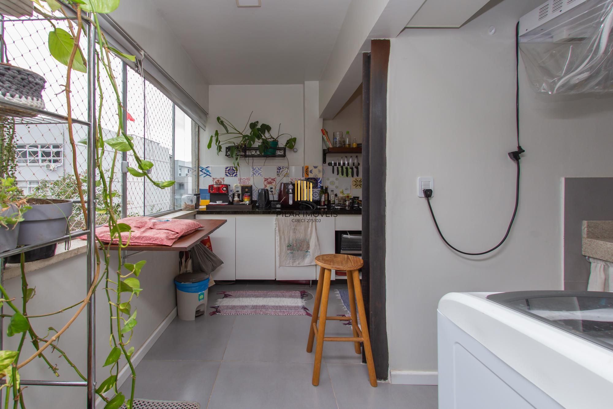 Excelente 2 dormitóris todo reformado