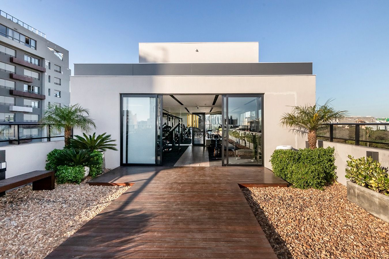 Apartamento decorado e equipado