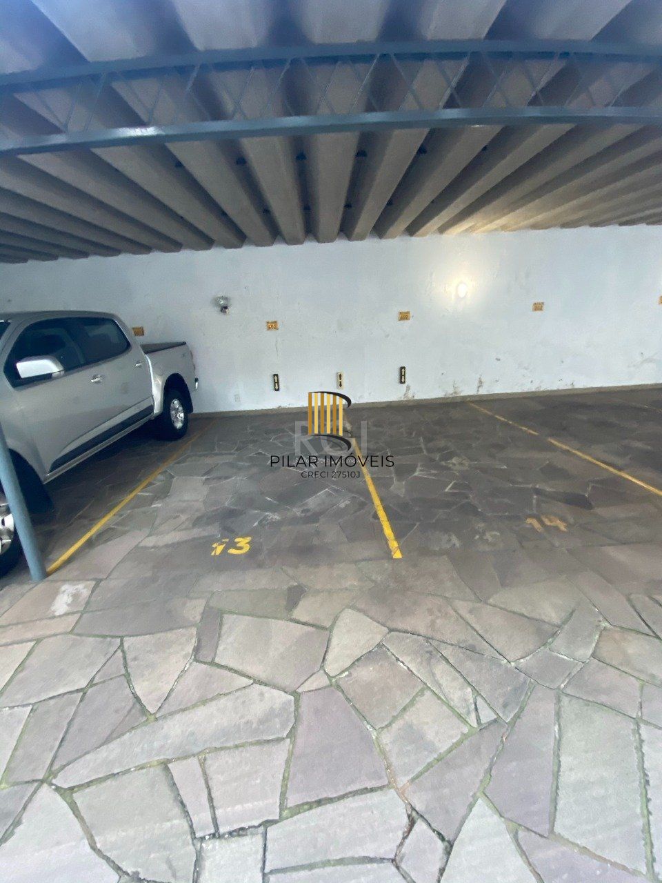 Cobertura para Venda - 278m², 3 dormitórios, sendo 1 suites, 3 vagas - Jardim Itu