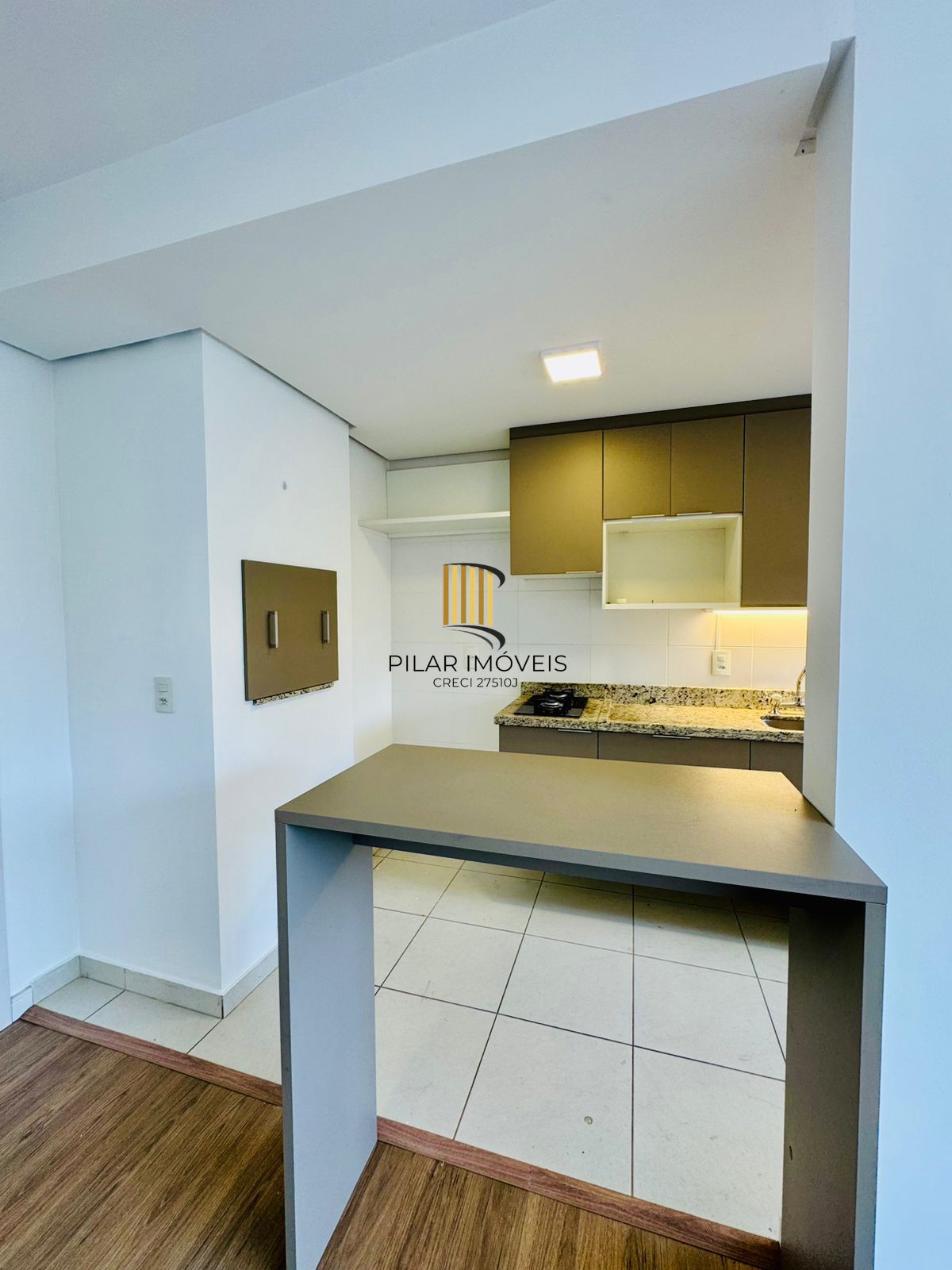 Apartamento 3 dormitórios com 1 suíte no bairro Petrópolis em Porto Alegre.