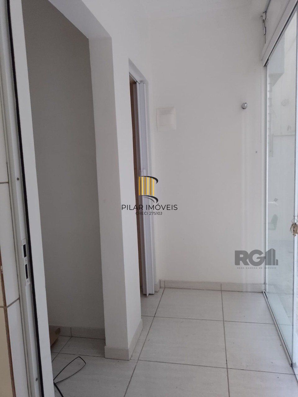 Apartamento 2 dormitórios no bairro Floresta