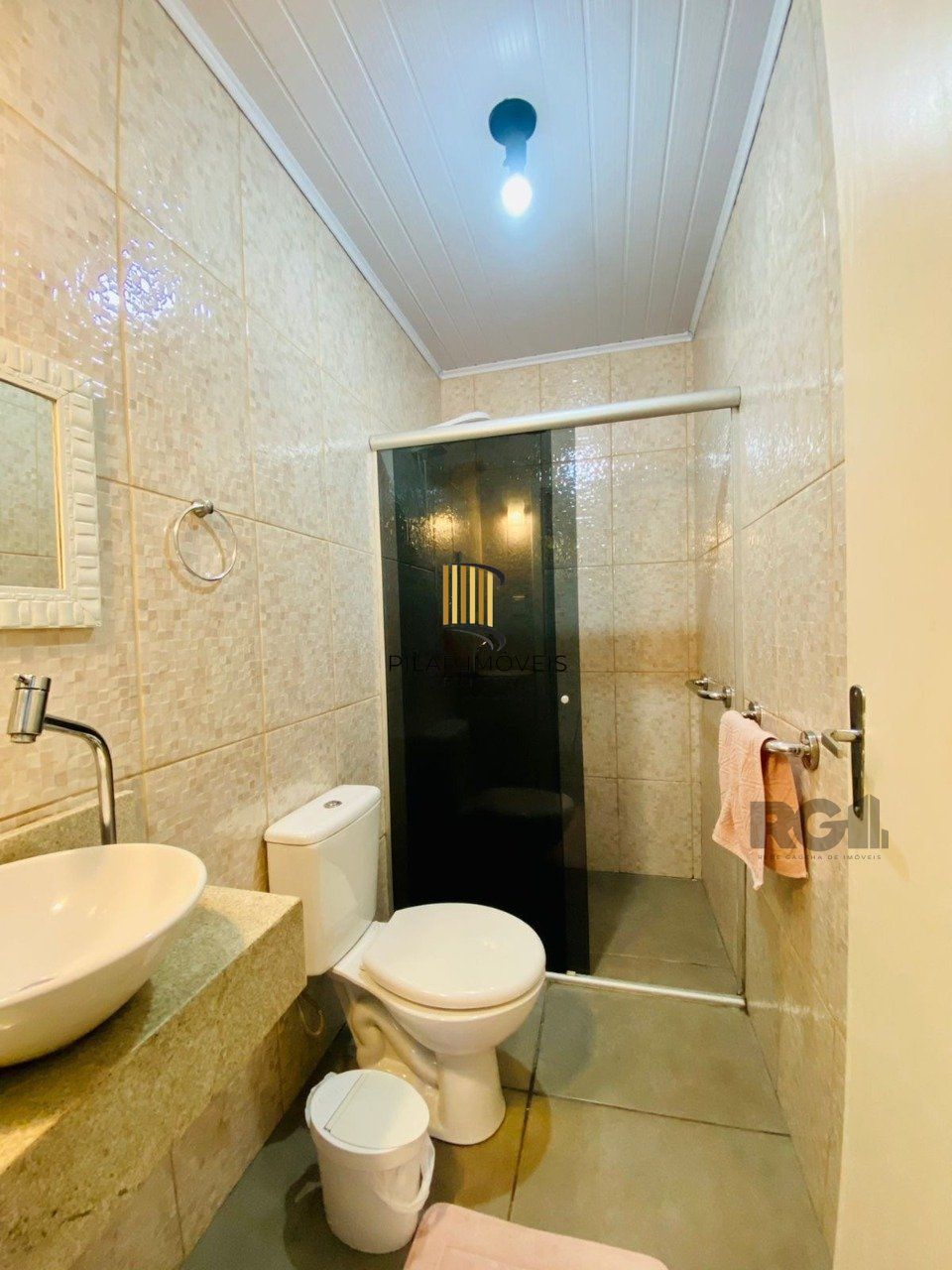 Casa 3 dormitórios no bairro Vila Ipiranga